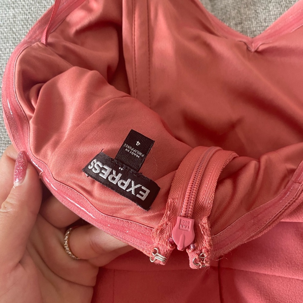 Pink Express romper - Picture 4 of 4